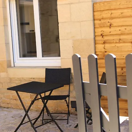 Appartement Cosy & Balneo - Centre De Sarlat Exterior photo